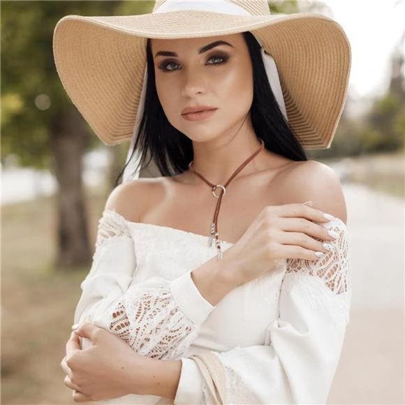Collana Girocollo Boho In Camoscio E Pelle Con Ciondolo Foglia E Perla Turchese - Catena Regolabile 45+5 Cm - Gioiello Donna